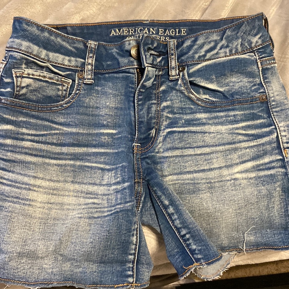 America Eagle MIDI jean shorts size 6